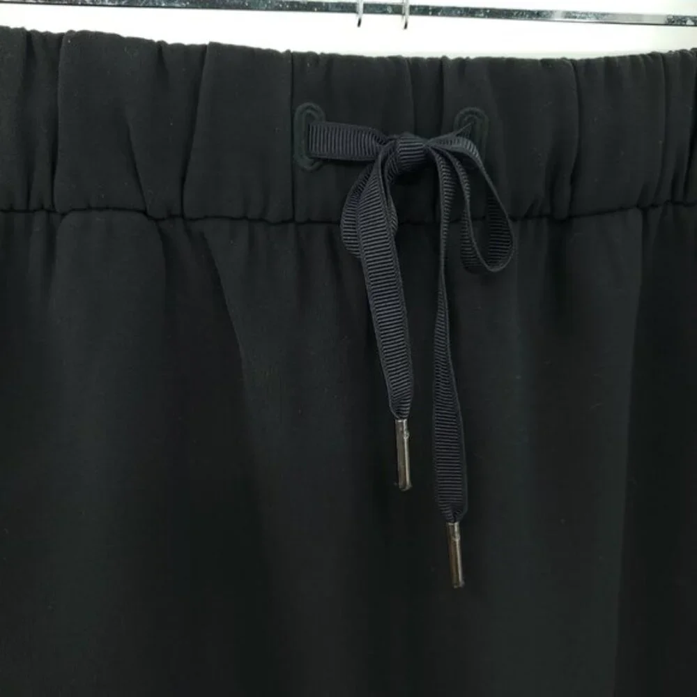 Lululemon On The Fly Skirt *Woven 8 Black